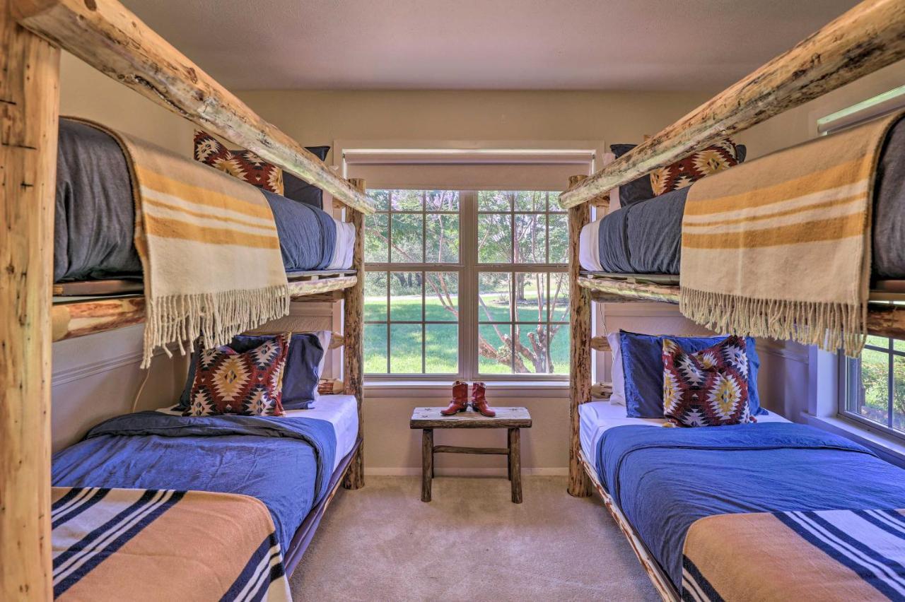 Granbury Lakefront Escape With Boat Dock And Slip! Extérieur photo